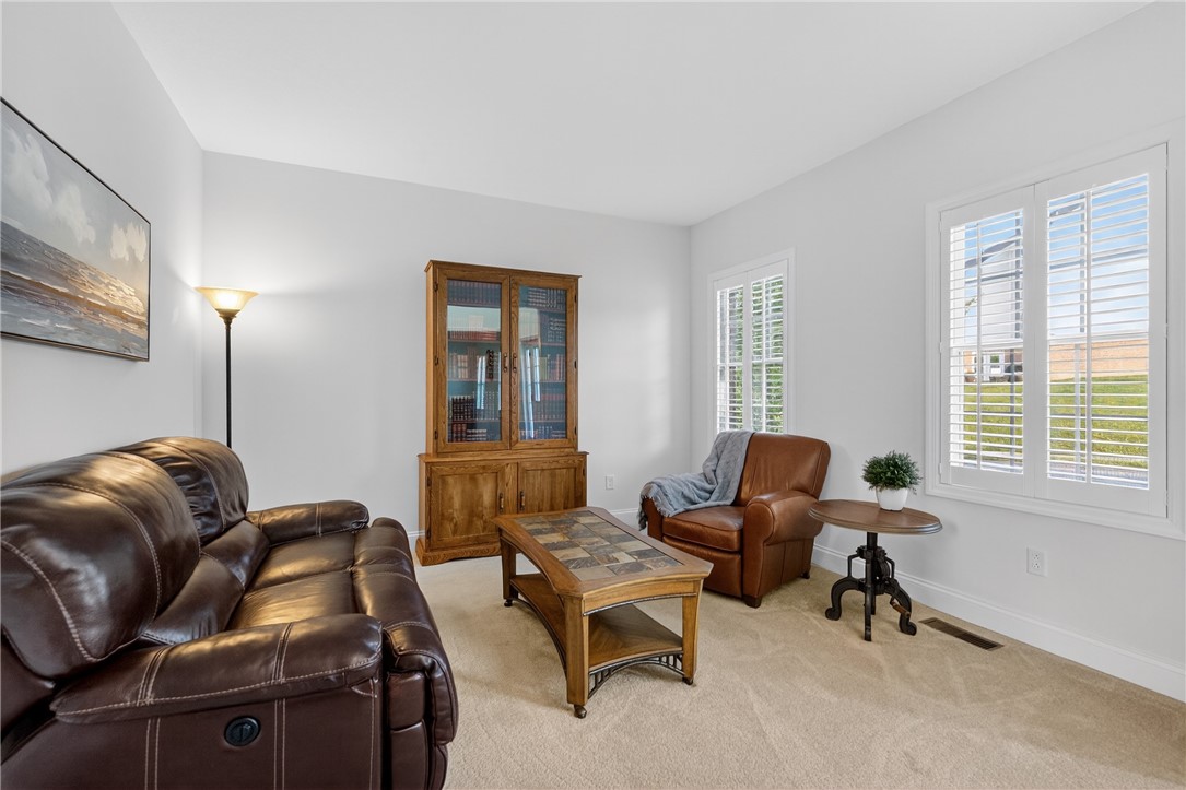 North Strabane, Pennsylvania 15317, United States, 4 Bedrooms Bedrooms, ,3 BathroomsBathrooms,Residential,Contingent,154217