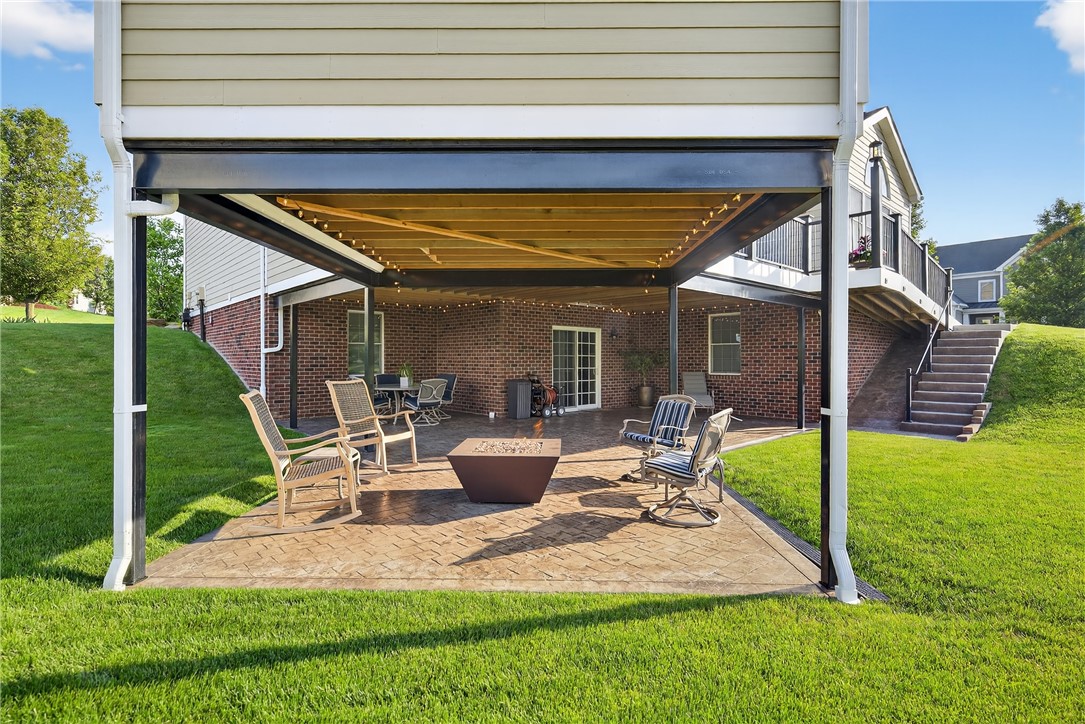 North Strabane, Pennsylvania 15317, United States, 4 Bedrooms Bedrooms, ,3 BathroomsBathrooms,Residential,Contingent,154217