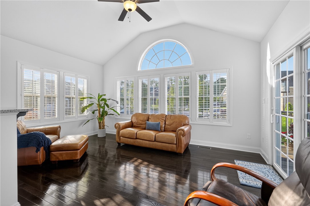 North Strabane, Pennsylvania 15317, United States, 4 Bedrooms Bedrooms, ,3 BathroomsBathrooms,Residential,Contingent,154217