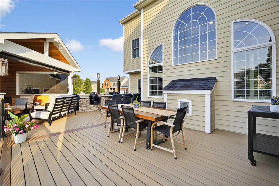 North Strabane, Pennsylvania 15317, United States, 4 Bedrooms Bedrooms, ,3 BathroomsBathrooms,Residential,Contingent,154217