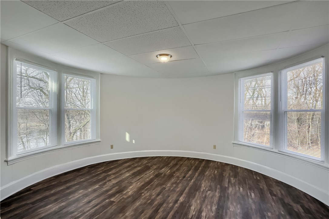 Zelienople Boro, Pennsylvania 16063, United States, 2 Bedrooms Bedrooms, ,1 BathroomBathrooms,Residential,Active,23171