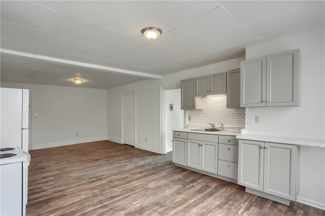 Zelienople Boro, Pennsylvania 16063, United States, 2 Bedrooms Bedrooms, ,1 BathroomBathrooms,Residential,Active,23171