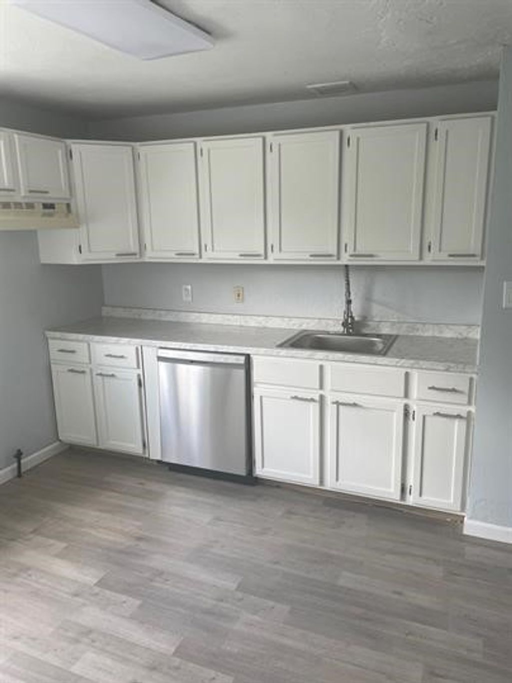 Photo of 577 Lucia Dr, Pittsburgh, PA 15221 (MLS # 1733363)