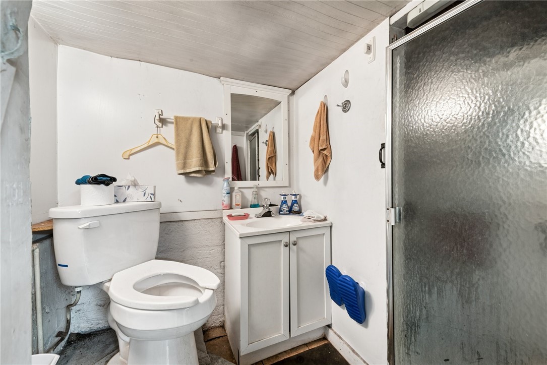 Shade Twp, Pennsylvania 15924, United States, 4 Bedrooms Bedrooms, ,2 BathroomsBathrooms,Residential,Active,116061