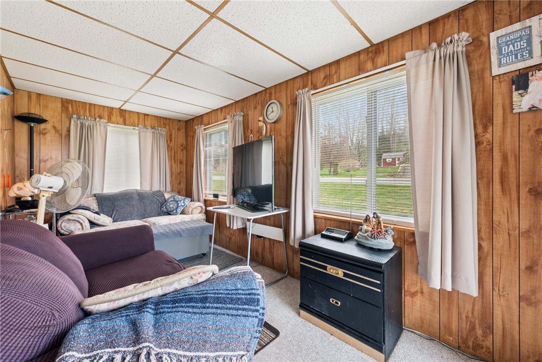 Shade Twp, Pennsylvania 15924, United States, 4 Bedrooms Bedrooms, ,2 BathroomsBathrooms,Residential,Active,116061