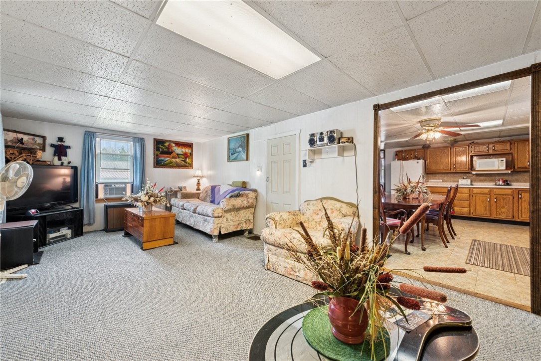 Shade Twp, Pennsylvania 15924, United States, 4 Bedrooms Bedrooms, ,2 BathroomsBathrooms,Residential,Active,116061