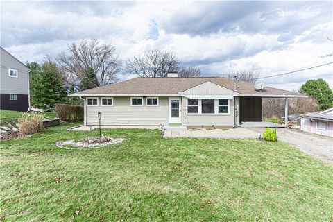 Homes For Sale - 1206 Augusta Dr Dr<br/> Aliquippa, PA 15001