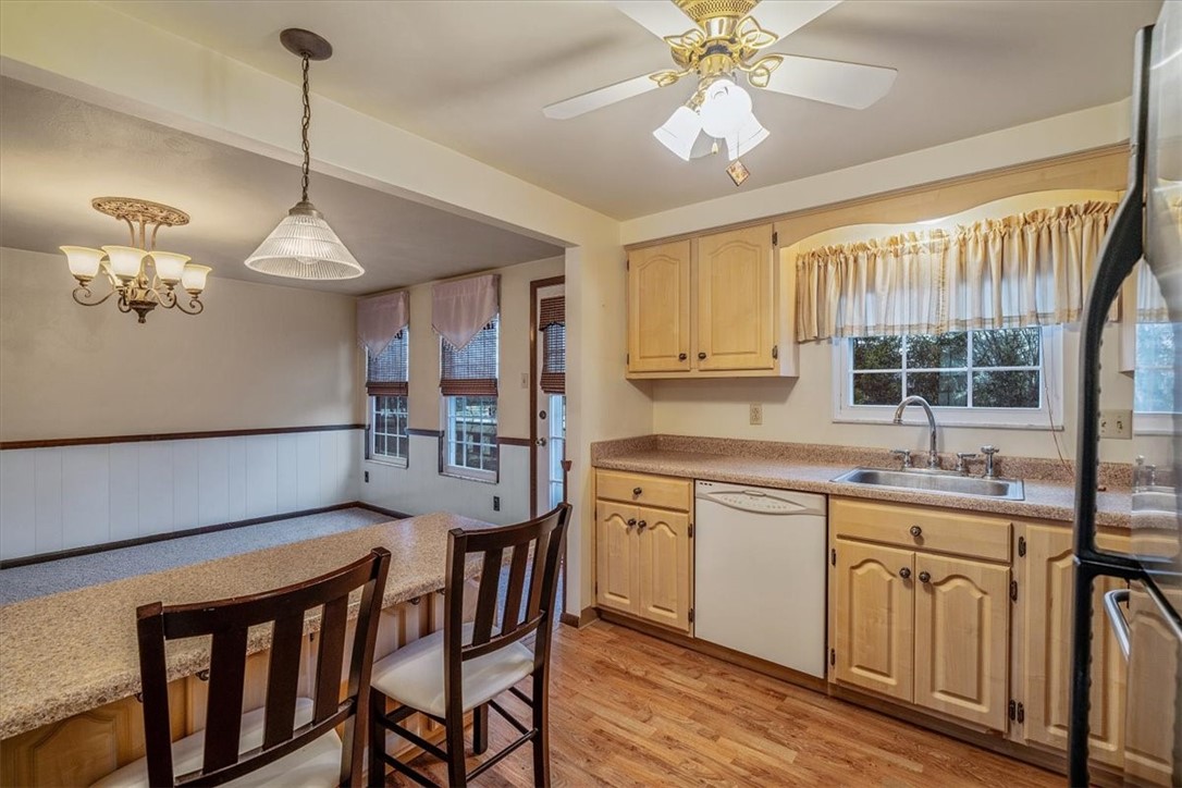 126 Heather Dr Dr, Monroeville, Pennsylvania image 11