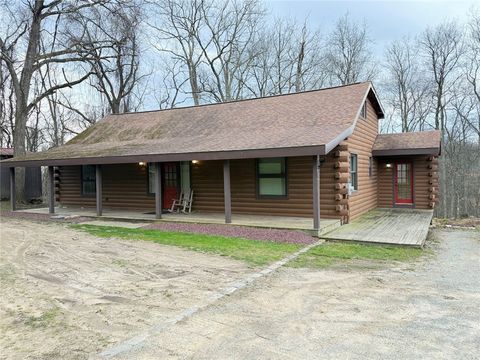 Photo of 189 Seal Rd, Eighty Four, PA 15330 (MLS # 1746132)