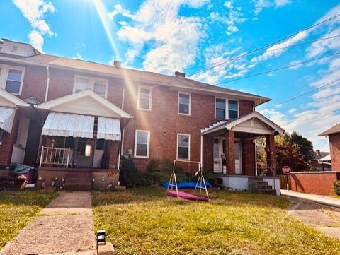 Photo of 1017 Pennsylvania Ave, Clairton, PA 15025 (MLS # 1724472)