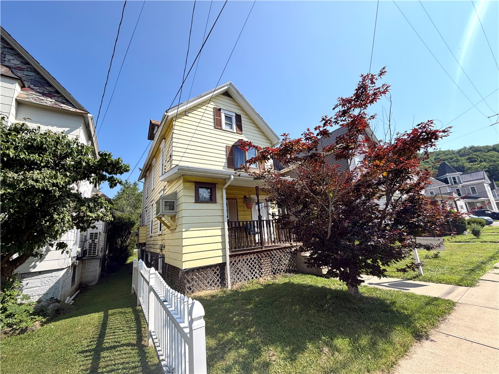121 Elizabeth Ave