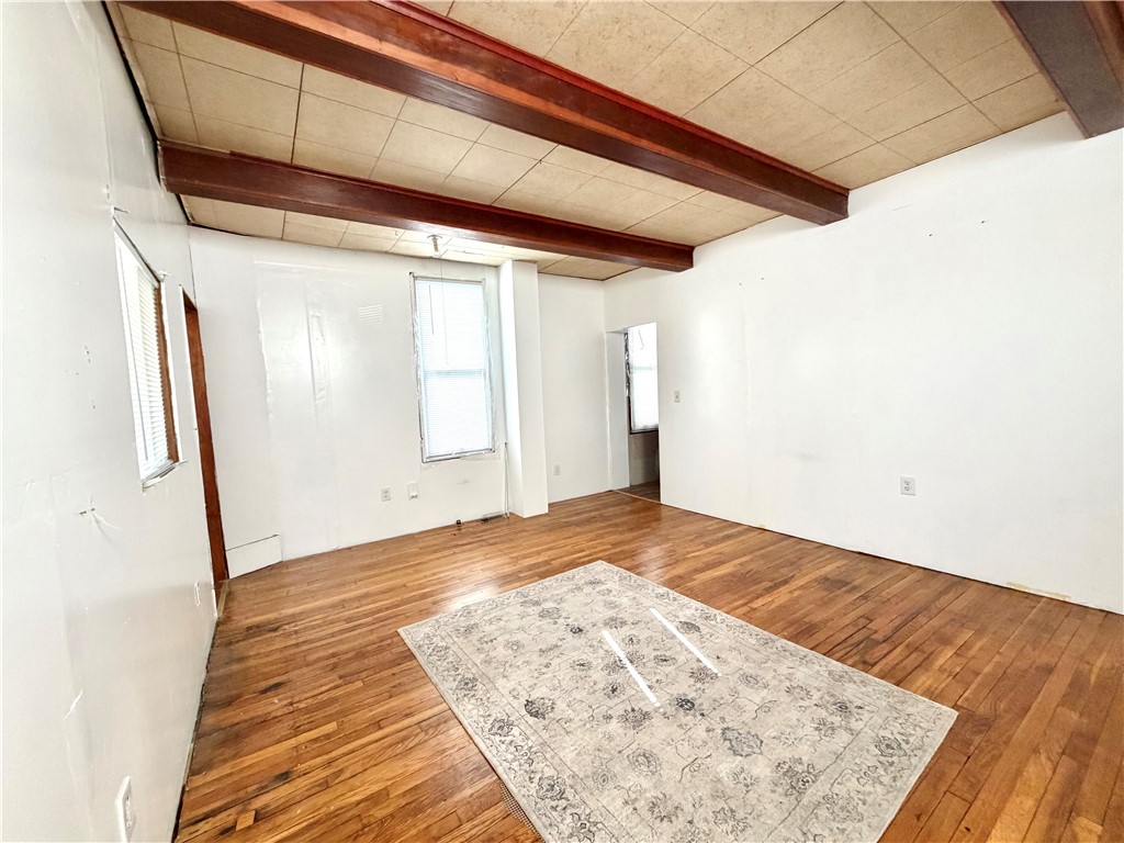 121 Elizabeth Ave