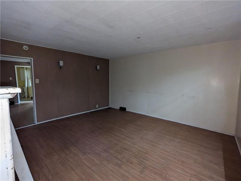 Sharon, Pennsylvania 16146, United States, ,Commercial,Active,26377