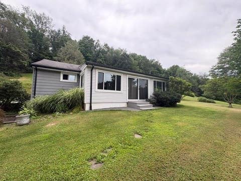 Photo for 118 Foster Rd