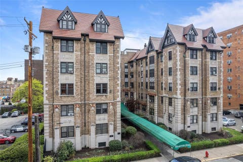 Photo for 166 N Dithridge St 3F