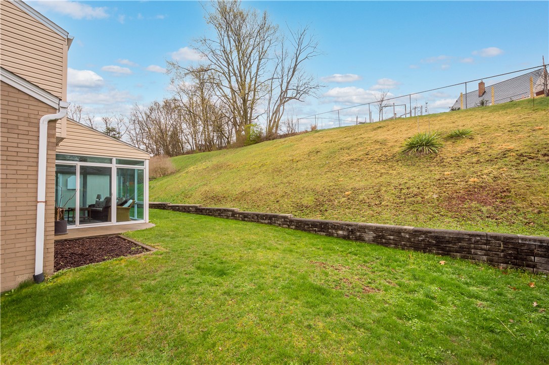 8043 Lawrence Drive Dr, Bethel Park, Pennsylvania image 36