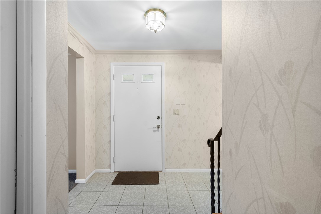 8043 Lawrence Drive Dr, Bethel Park, Pennsylvania image 18