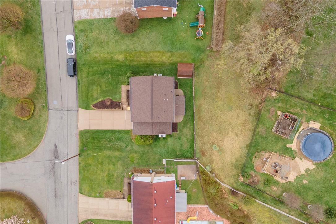 8043 Lawrence Drive Dr, Bethel Park, Pennsylvania image 38