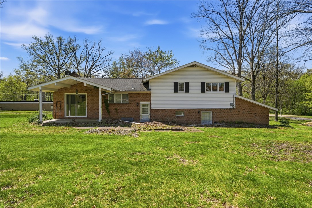 1908 Memorial Dr