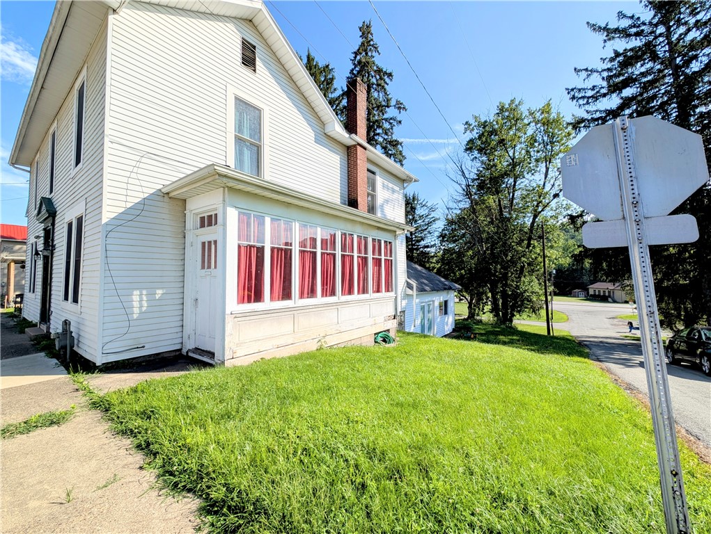 Ligonier Boro, Pennsylvania 15658, United States, 4 Bedrooms Bedrooms, ,2 BathroomsBathrooms,Residential,Active,181101