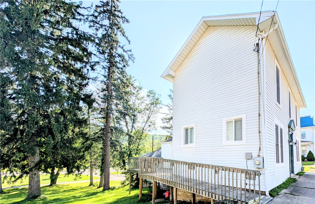 Ligonier Boro, Pennsylvania 15658, United States, 4 Bedrooms Bedrooms, ,2 BathroomsBathrooms,Residential,Active,181101