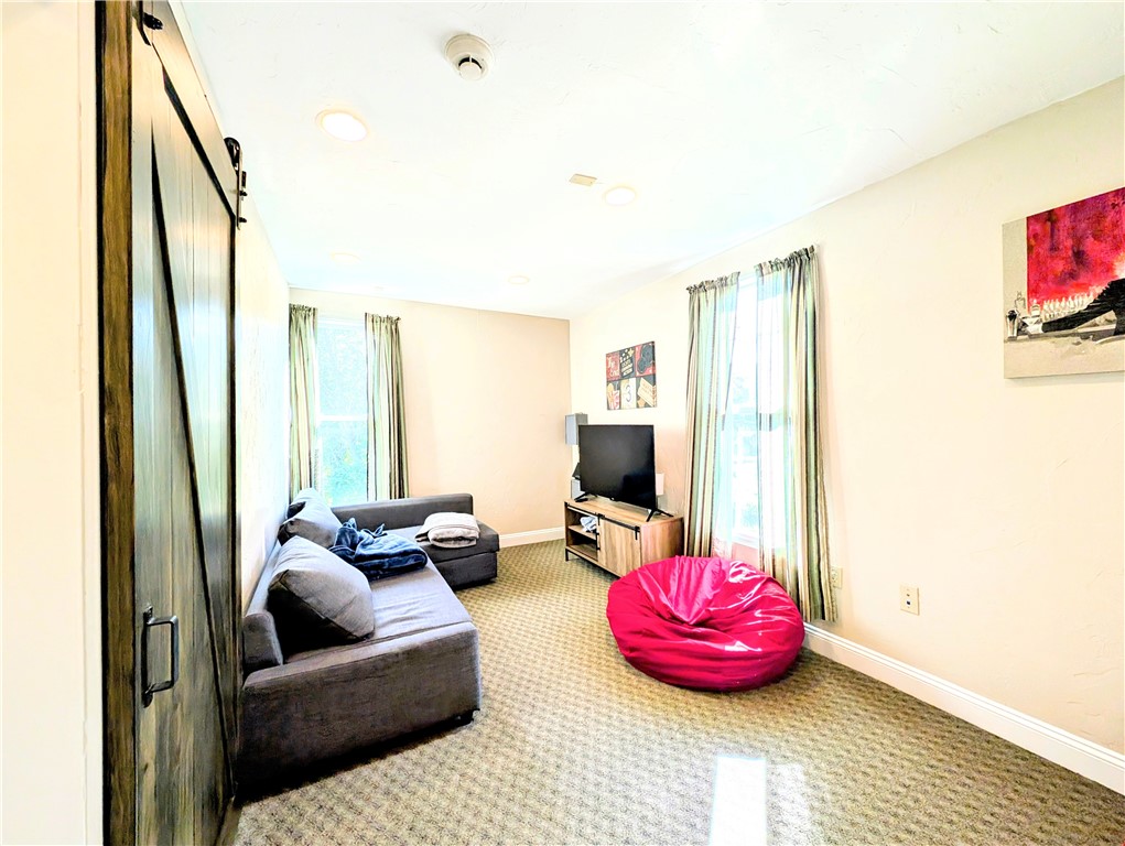 Ligonier Boro, Pennsylvania 15658, United States, 4 Bedrooms Bedrooms, ,2 BathroomsBathrooms,Residential,Active,181101