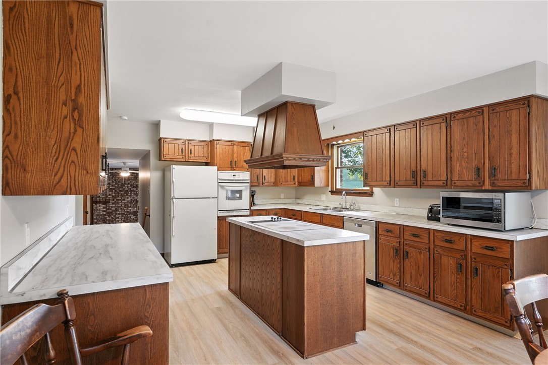 257 Halltown Rd