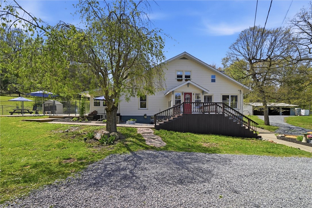 367-369 Buttermilk Hill Road