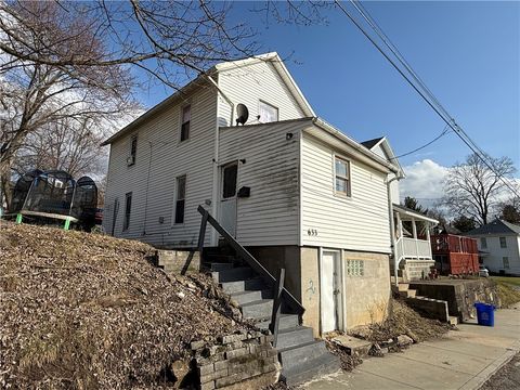 Homes For Sale - 633 Forrest St St<br/> Lawrence County, New Castle, PA 16101