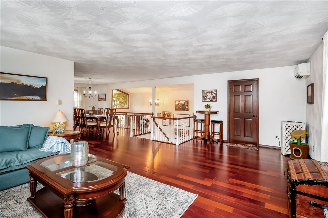 89 Fir St