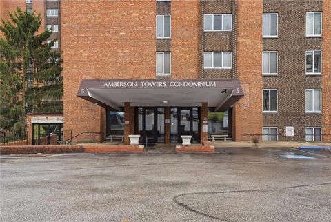 Photo of 5 Bayard Rd #317, Pittsburgh, PA 15213 (MLS # 1743550)