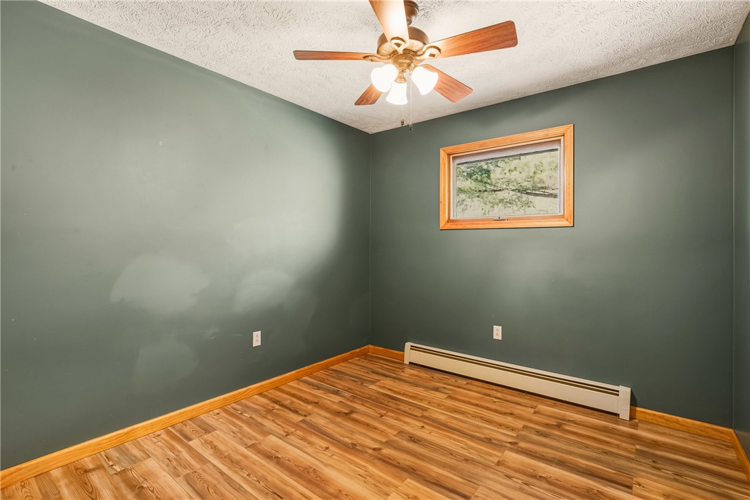 Summit Twp, Pennsylvania 15552, United States, 3 Bedrooms Bedrooms, ,1 BathroomBathrooms,Residential,Contingent,249822