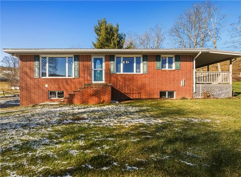 Photo of 1303 Faidley Rd, Meyersdale, PA 15552 (MLS # 1732200)