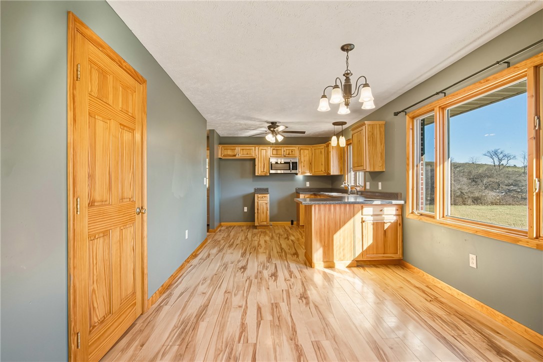 Summit Twp, Pennsylvania 15552, United States, 3 Bedrooms Bedrooms, ,1 BathroomBathrooms,Residential,Contingent,249822