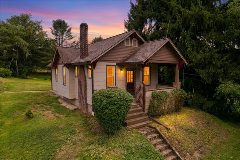 Photo of 1320 Pleasant Hill Rd, Wexford, PA 15090 (MLS # 1763539)
