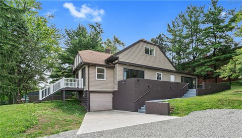 Photo of 916 Gill Hall Rd, Jefferson Hills, PA 15025 (MLS # 1763746)