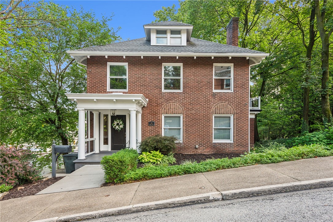 119 Morey Pl