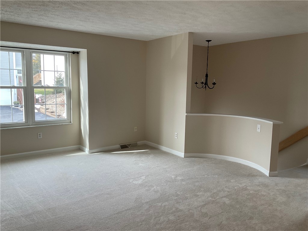 2643 Hunters Point Drive