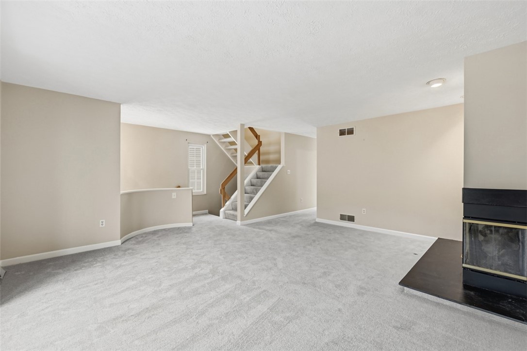 2643 Hunters Point Drive