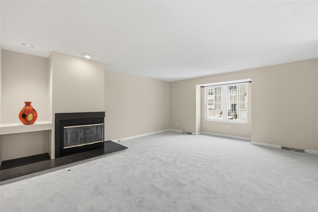 2643 Hunters Point Drive