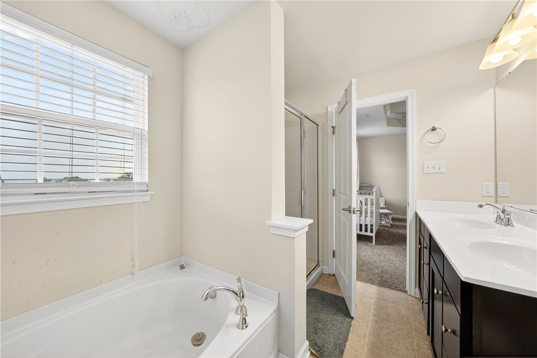 Carnegie, Pennsylvania 15106, United States, 3 Bedrooms Bedrooms, ,3 BathroomsBathrooms,Residential,Active,178280