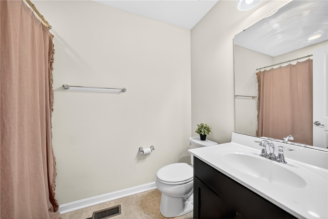 Carnegie, Pennsylvania 15106, United States, 3 Bedrooms Bedrooms, ,3 BathroomsBathrooms,Residential,Active,178280