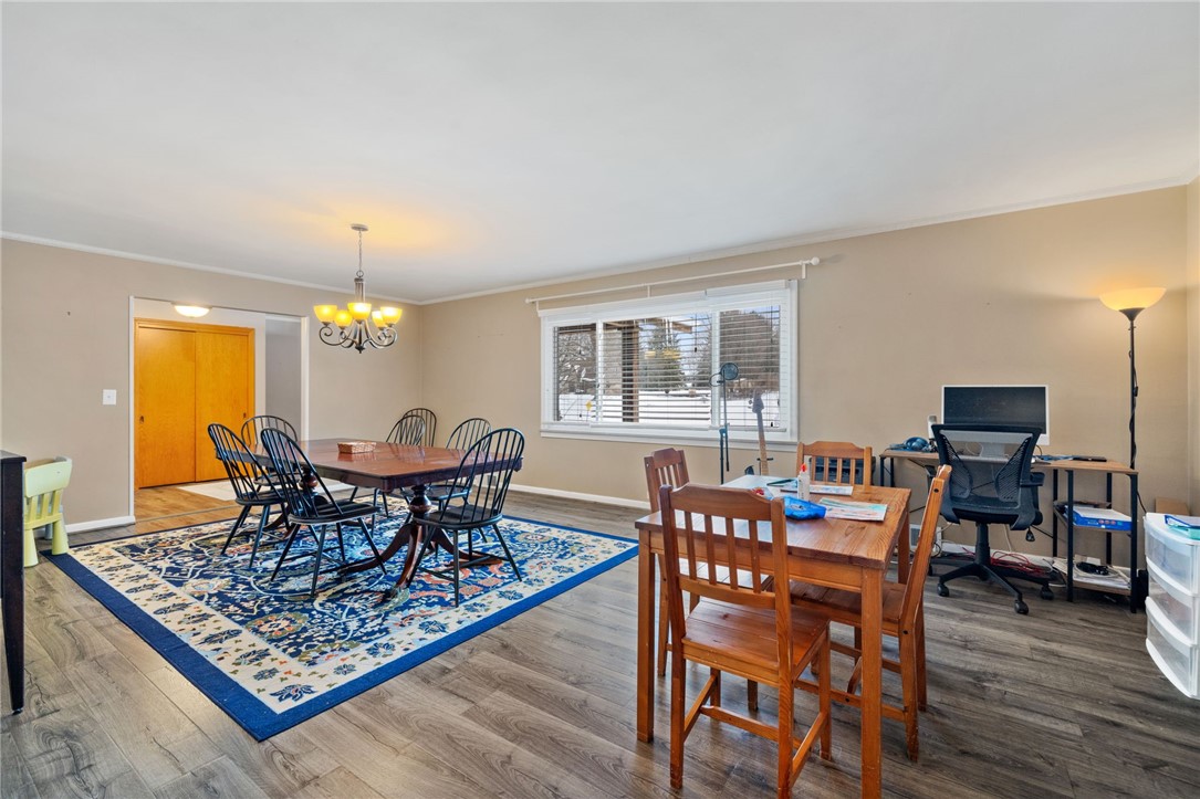 Neshannock Twp, Pennsylvania 16105, United States, 5 Bedrooms Bedrooms, ,4 BathroomsBathrooms,Residential,Active,6545