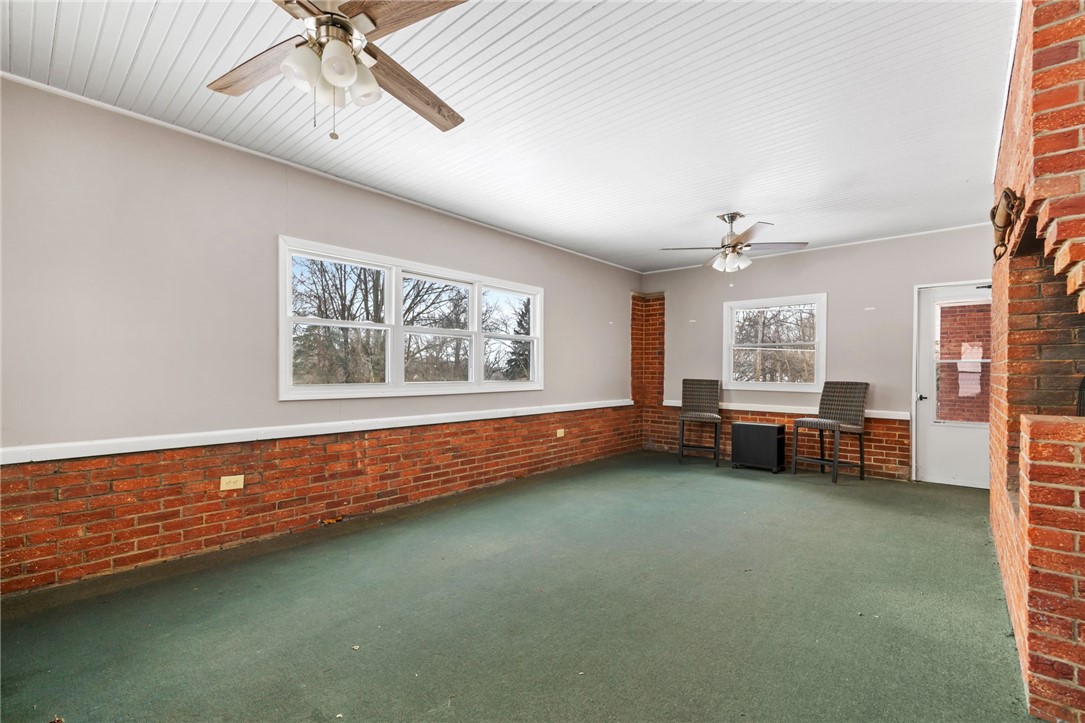 Neshannock Twp, Pennsylvania 16105, United States, 5 Bedrooms Bedrooms, ,4 BathroomsBathrooms,Residential,Active,6545