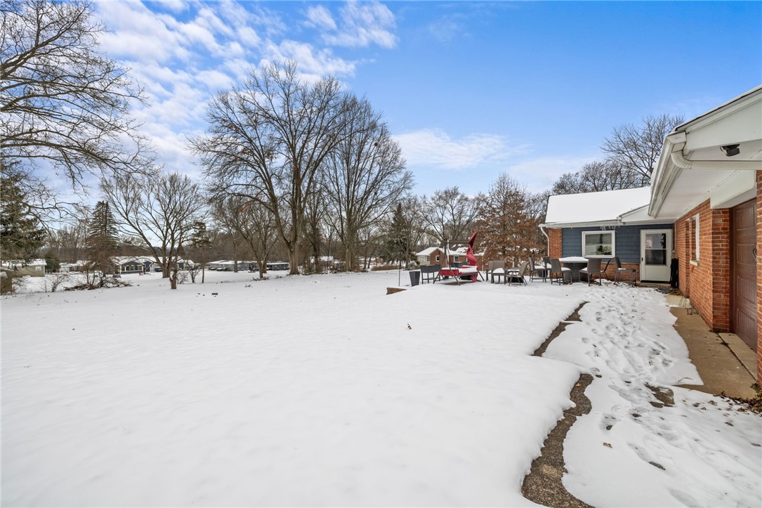 Neshannock Twp, Pennsylvania 16105, United States, 5 Bedrooms Bedrooms, ,4 BathroomsBathrooms,Residential,Active,6545