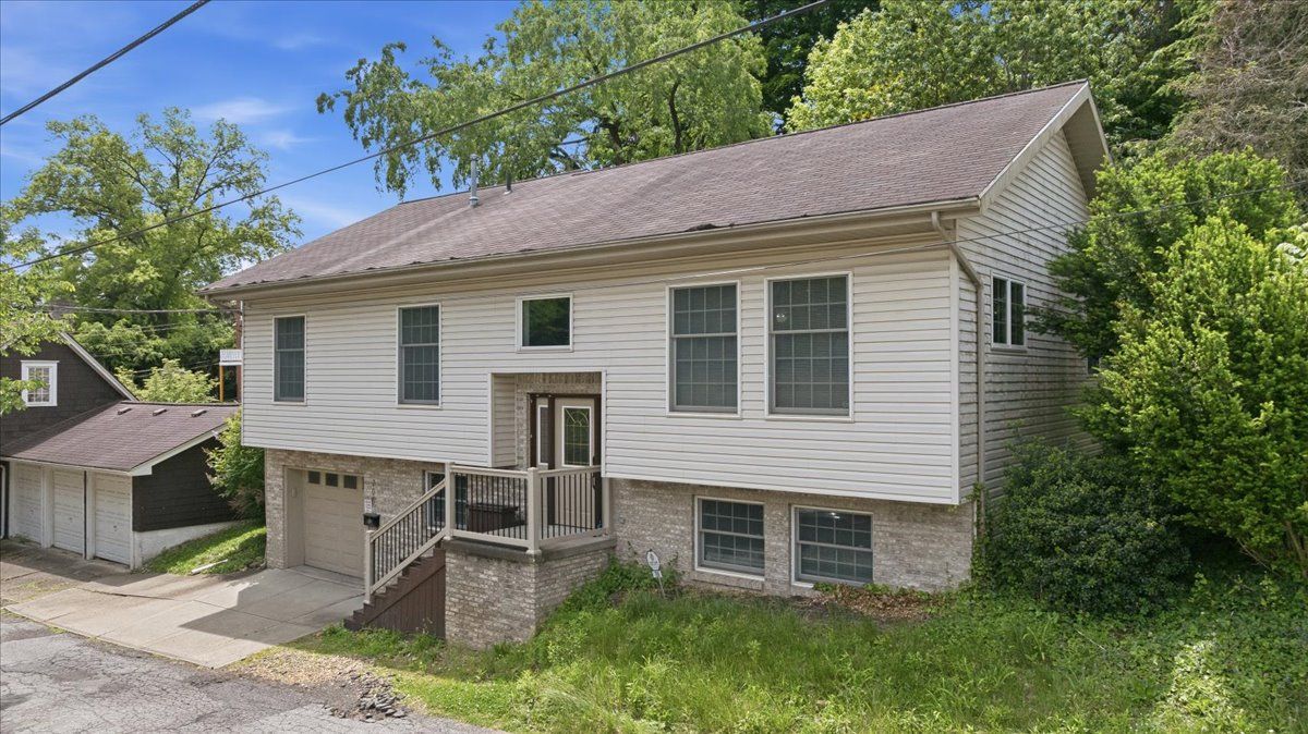 706 N Cedar Street