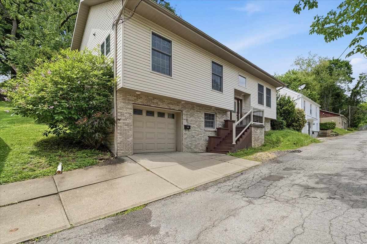 706 N Cedar Street