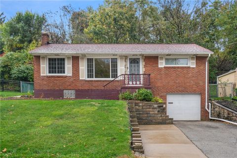 Photo of 3560 Wallace Dr, Pittsburgh, PA 15227 (MLS # 1726858)