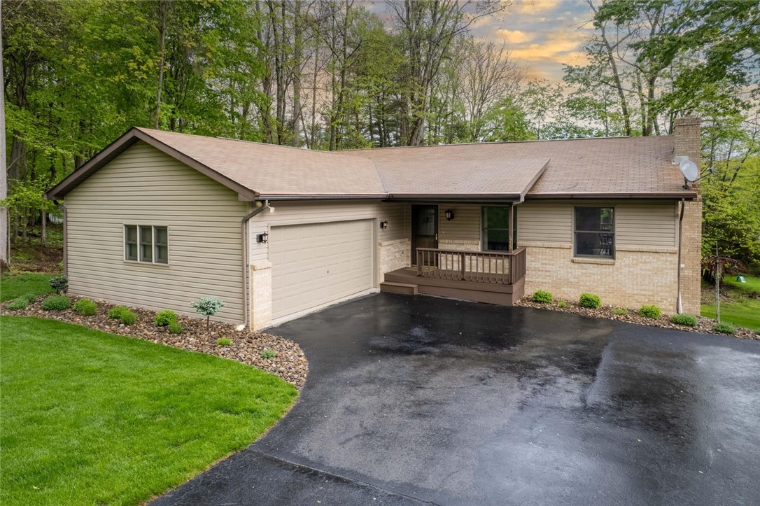415 Admiral Dunbar Rd.