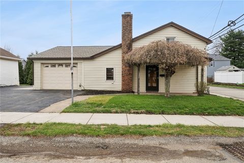 Photo of 519 6th Ave, Carnegie, PA 15106 (MLS # 1745094)